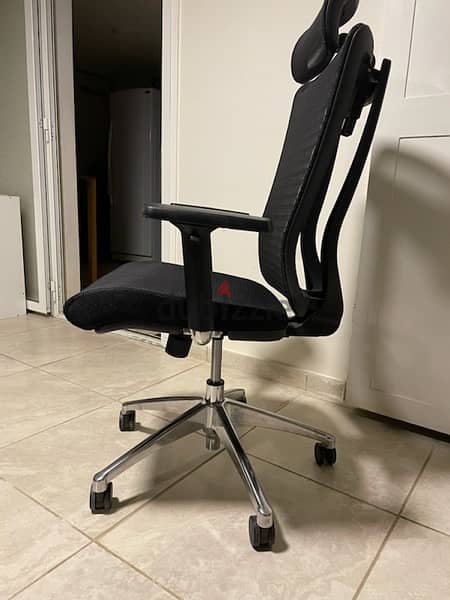 Office Chair with wheels Super Comfortable 1