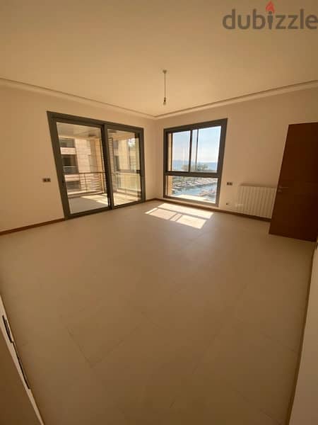 718 sqm 5 master bedrooms with full marina view for rent waterfront 13