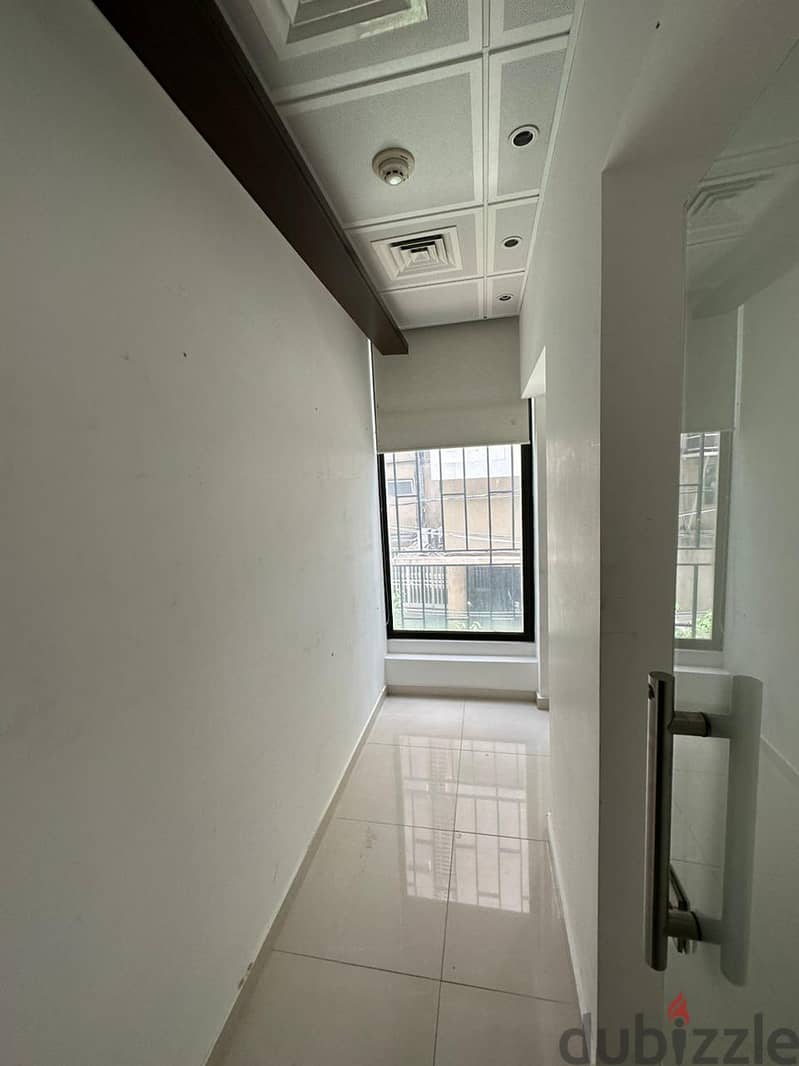 Office with Balcony for Rent in Badaro, Beirut - 240M2 8