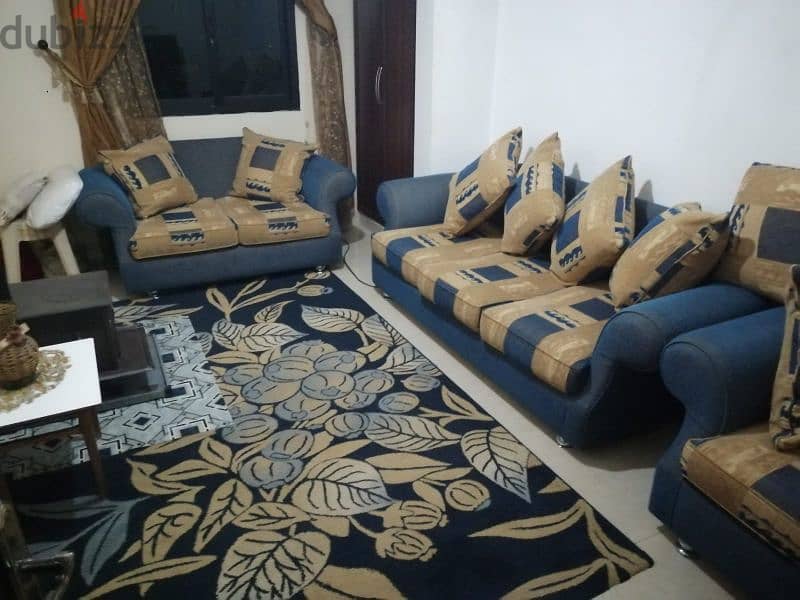 living room in a very good condition 1
