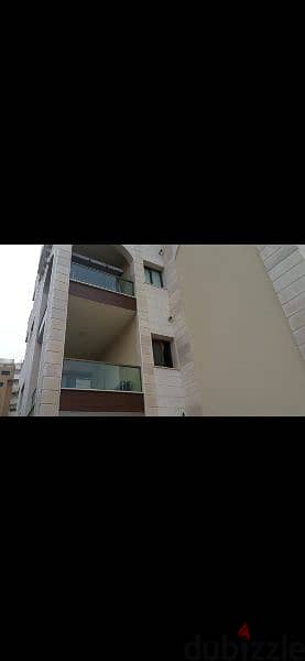 105m2 + 60m2 garden : A Ground floor appartment for sale in Byblos 3