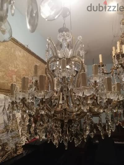 ثرية كرستال ماري تيريز ورق عريش مميزة يوجد  اثنان حسب رغبة chandelier