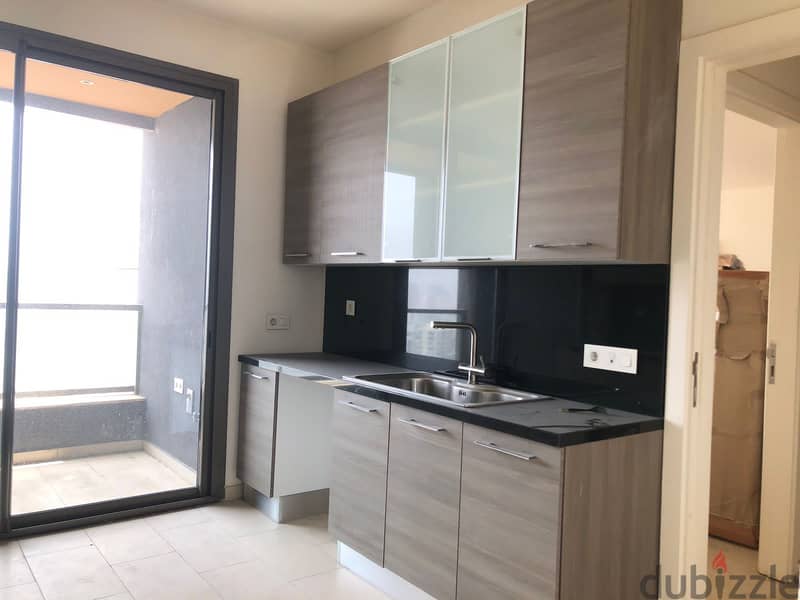 Mountain view apartment for Sale in Sioufy, Achrafieh - 235M2 4