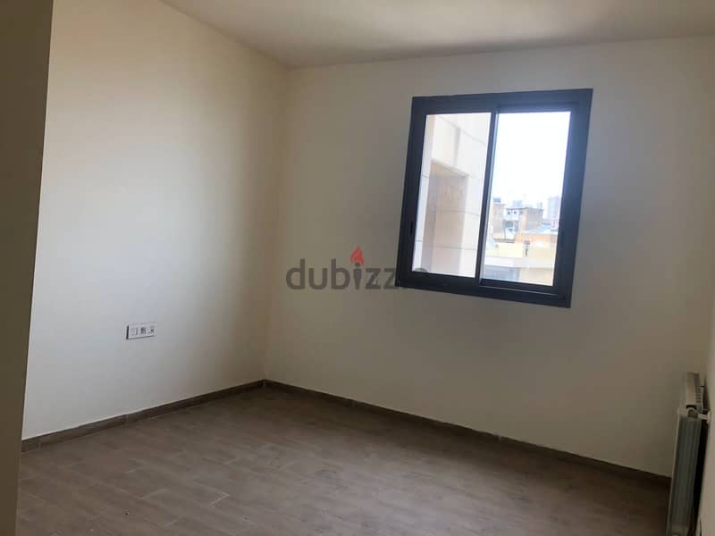 Mountain view apartment for Sale in Sioufy, Achrafieh - 235M2 11