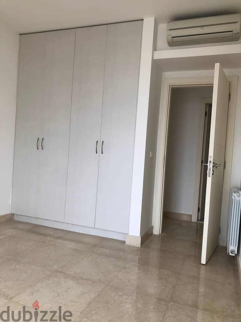 City view apartment for rent in Achrafieh - 240M2 4