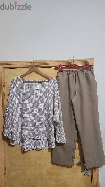 trousers and top set size 38 40 medium طقم بلوزة وبنطلون 1
