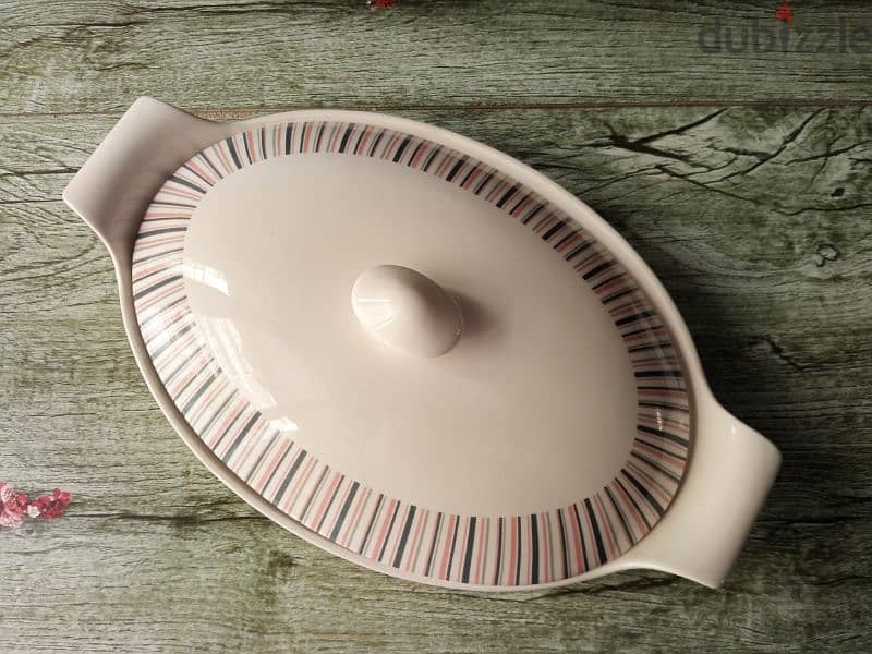 Elegant oven safe ceramic serving bowl and tray 1 for 10$ 1