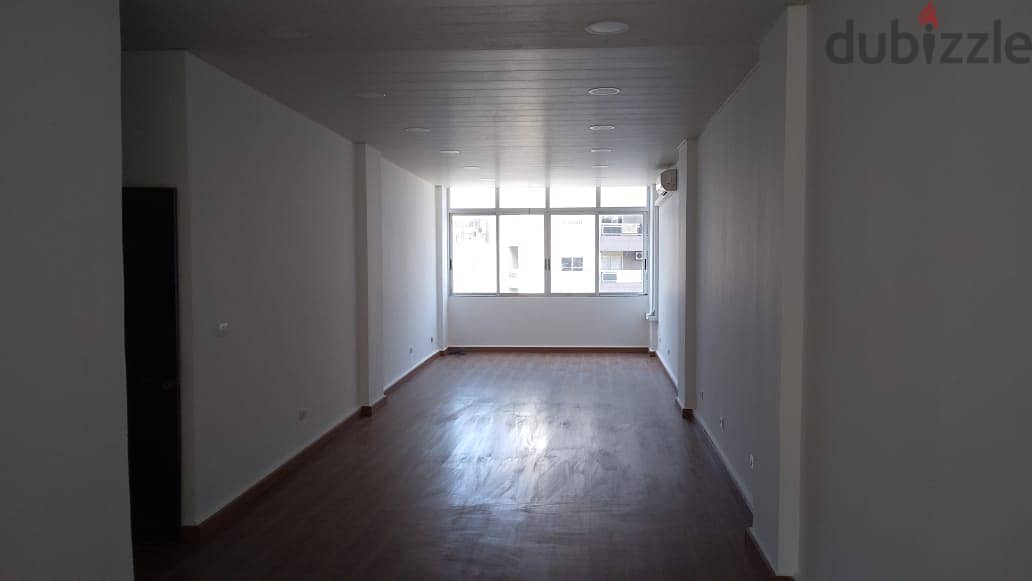 L12266-100 SQM Open Space Office for Rent In Zalka 1