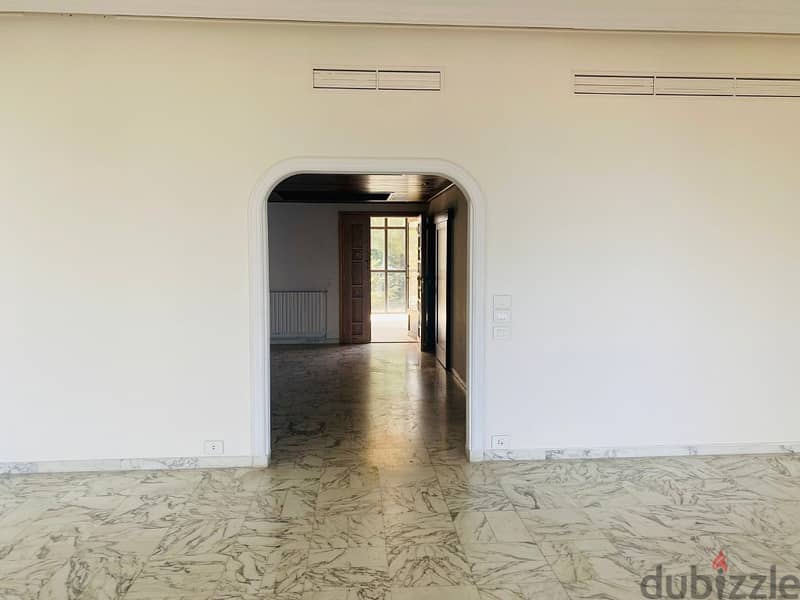 360 Sqm | Well Decorated Apartment For Rent In Biyada | Sea View 4