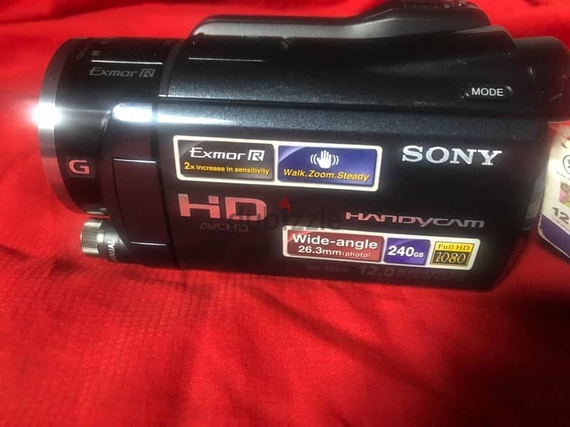 Sony handy cam never used bought from Sony world lebanon/ 1