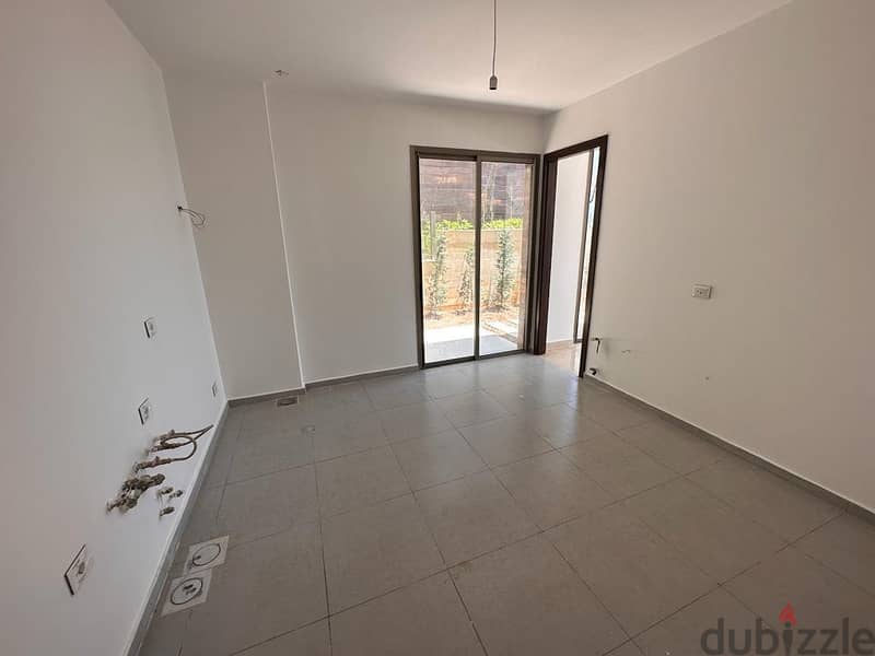 Apartment for sale in Dahr El Souane/Garden شقة للبيع في ضهر الصوان 3