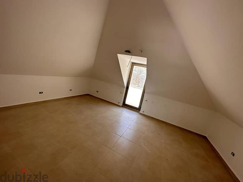 Apartment for sale in Dahr El Souane/ Duplex شقة للبيع في ضهر الصوان 5