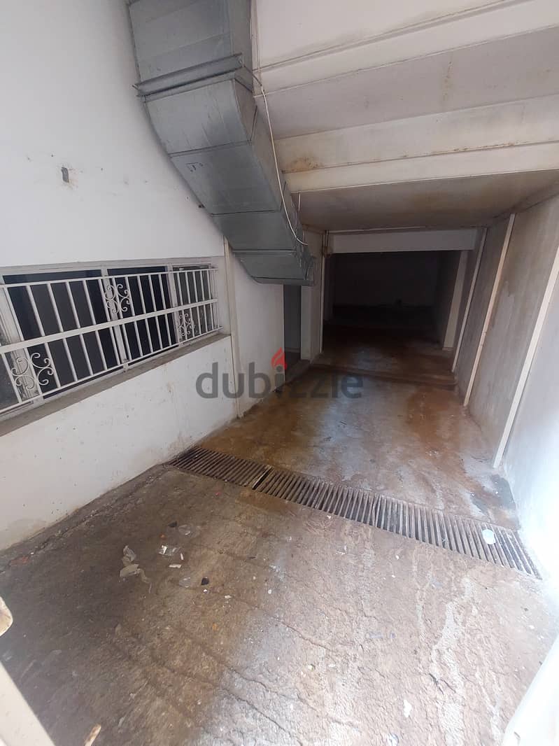 1000 SQM Prime Location Warehouse for Sale or for Rent in Bauchrieh 3
