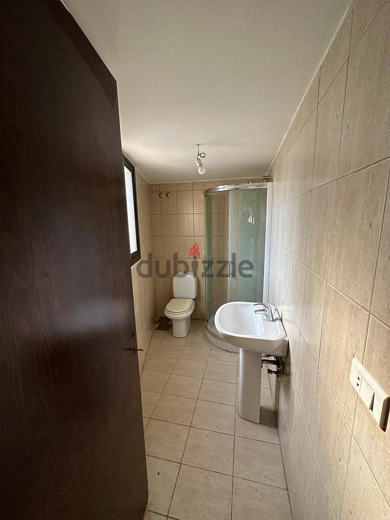 Apartment for Sale in Roumieh 170 M2 شقة للبيع في رومية 10
