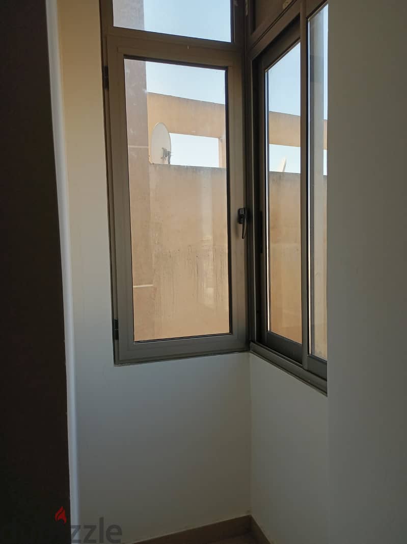 138 m2 apartment for sale in Hamra شقة للبيع بالحمرا 3