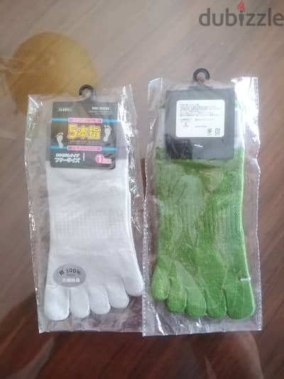 finger socks