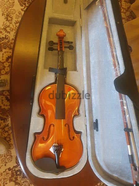 new violin 4/4 in box 3