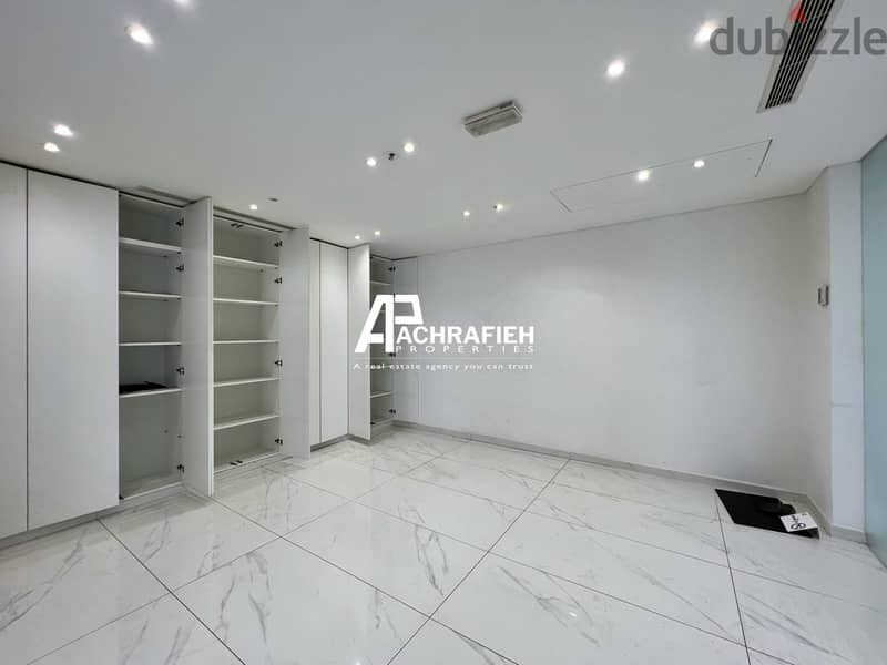 340 Sqm - Showroom For Rent In Achrafieh 10