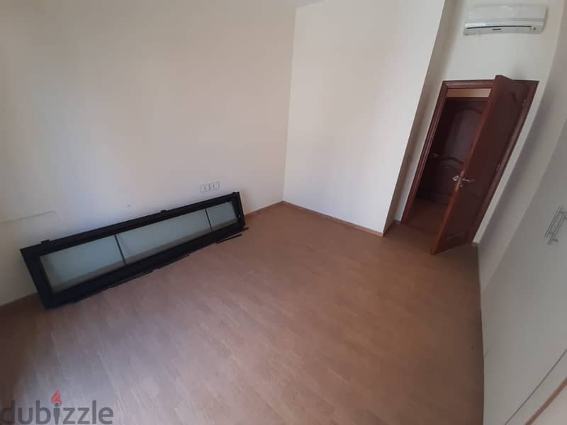3 bedrooms apartment for sale in Achrafieh - شقة للبيع في الاشرفية 3