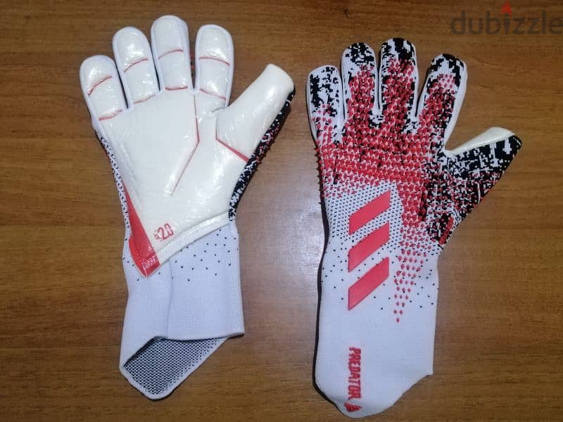Predator Goalkeeper gloves 3