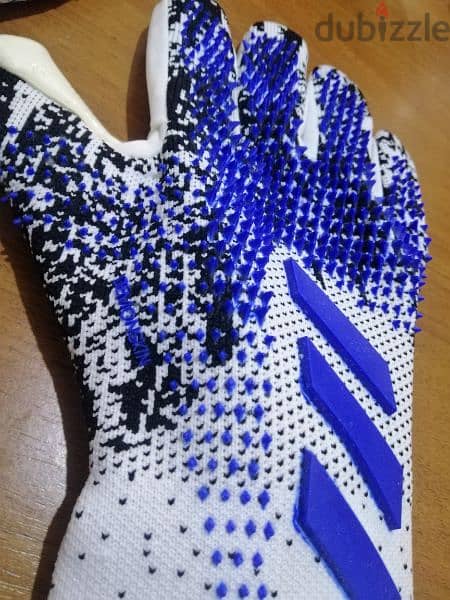 Predator Goalkeeper gloves 7