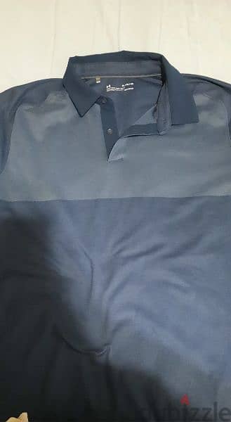 Tshirt blue color. size xl 4
