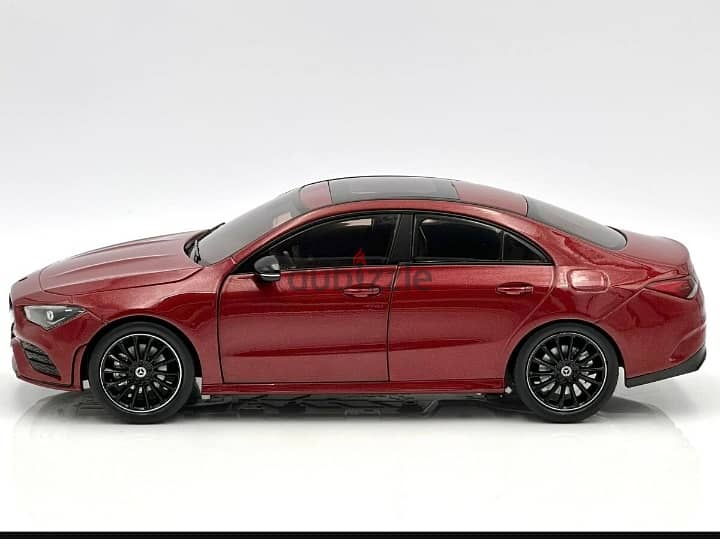 Mercedes  CLA (2019) diecast car model 1;18. 2