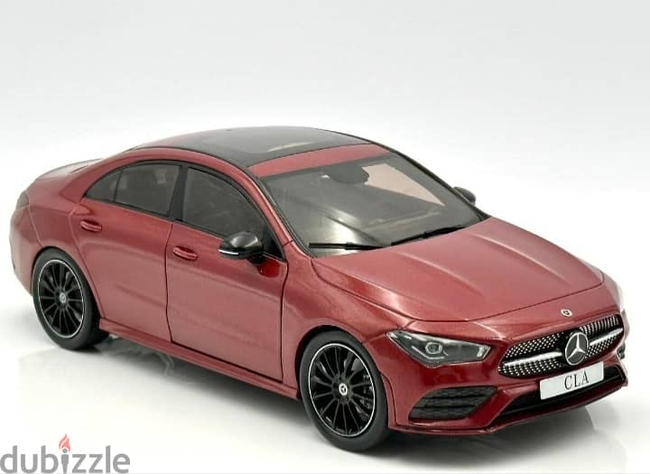 Mercedes  CLA (2019) diecast car model 1;18. 3