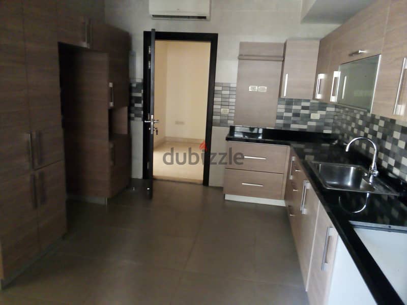 220 Sqm | Apartment For Sale In Jnah | Calm Area 7