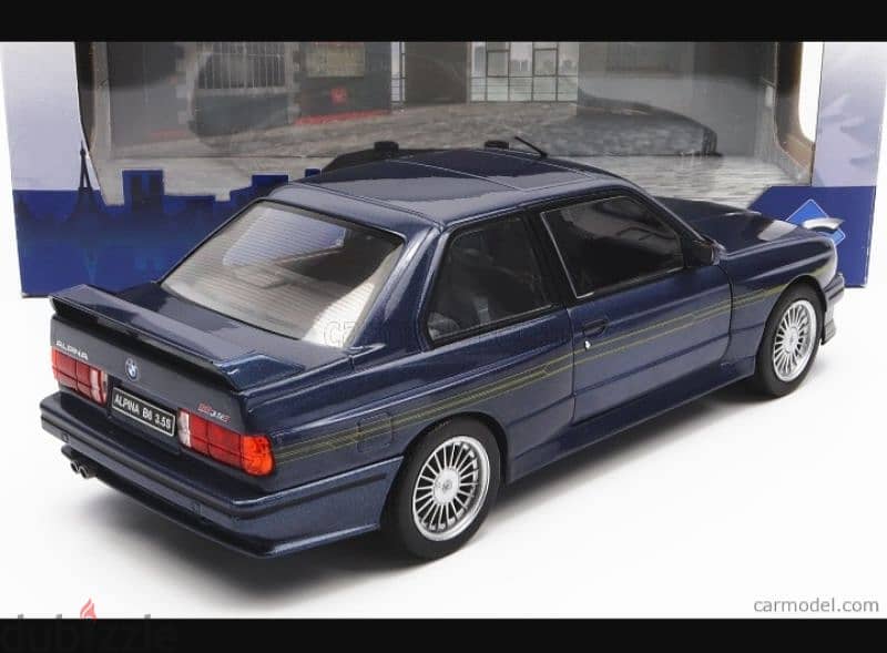 BMW Alpina B6 3.5S (1990) diecast car model 1;18. 5