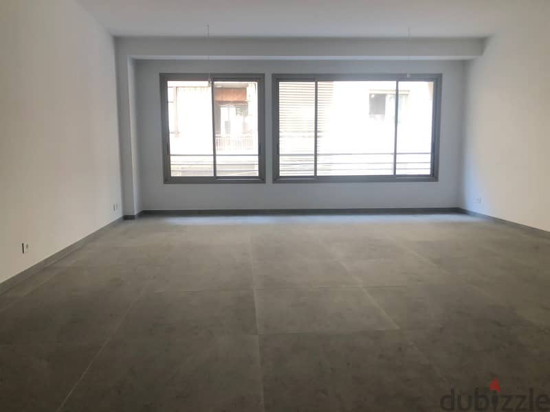 Apartment for Sale in Achrafieh 155 M2 - شقة للبيع في الأشرفية 2