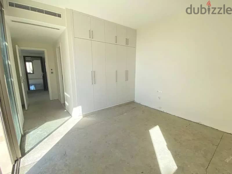 Quality Finishing Duplex with amazing Views! (DS-380) 6