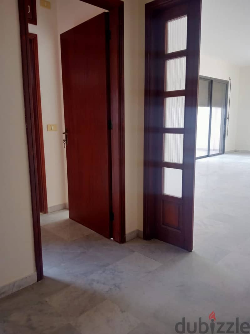 Apartment for rent in Baochrieh شقه للايجار في البوشريه 2