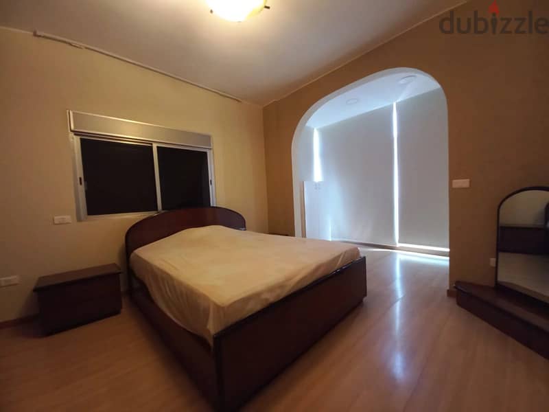 SPACIOUS FURNISHED FLAT FOR RENT IN SIN EL FIL! ( DR-734) 4