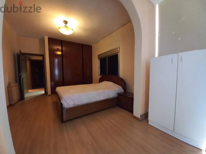 SPACIOUS FURNISHED FLAT FOR RENT IN SIN EL FIL! ( DR-734) 5