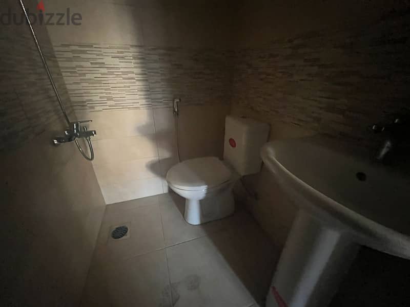 Apartment For Sale in Msaytbeh شقة للبيع في مصيطبة 3