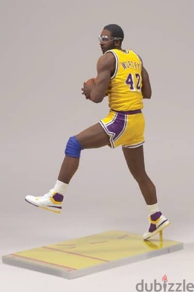 Basketball Lakers hall of fame JAMES WORTHY 3