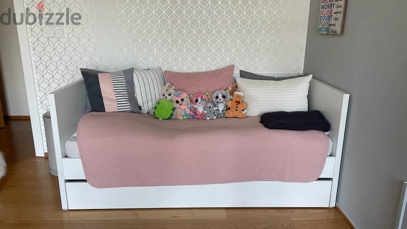 kids bed with extra drawer 1