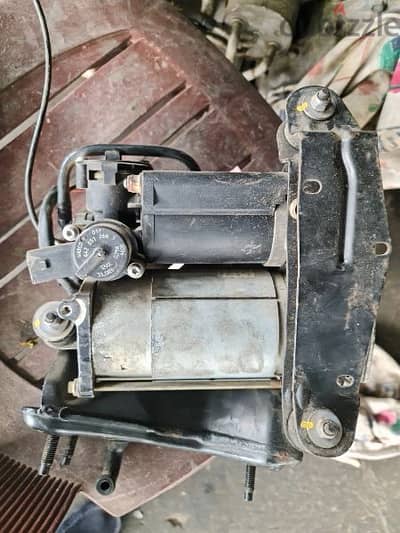 air compressor for jaguar xj8 x350 air suspension & spares parts