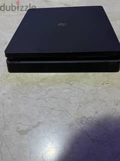 Ps4 slim good condition 4 games