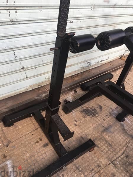 bench and squat rack like new heavy duty very good quality 1