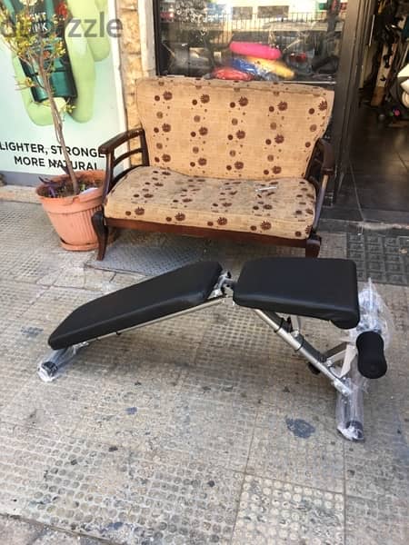 adjustable bench portable new in box heavy duty very good quality 1