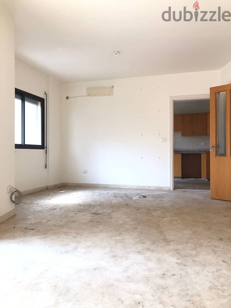 Apartment for Rent in Achrafieh, near Rizk hospital 140 M2 شقة للأجار 4