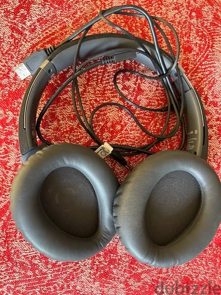 Sony headphones, brand new, non negotiable, first come first serve 2