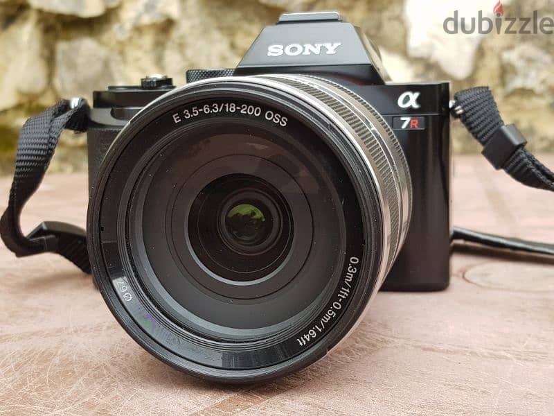 Sony alpha 7R ILCE - 36 MP / Lens 18-200 F3.5 1