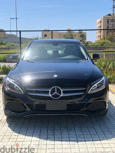 MERCEDES BENZ C300 2017