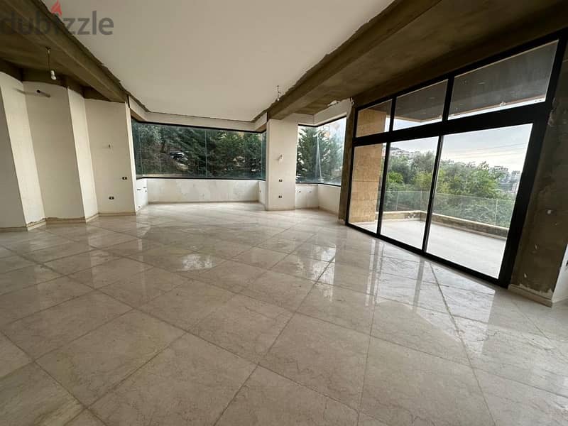 1100m2 villa for sale in Kornet el Hamra (New) 7