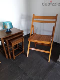 كرسي من خشب الزين جديد  يطوي بسهولة  السعرالخاص $20