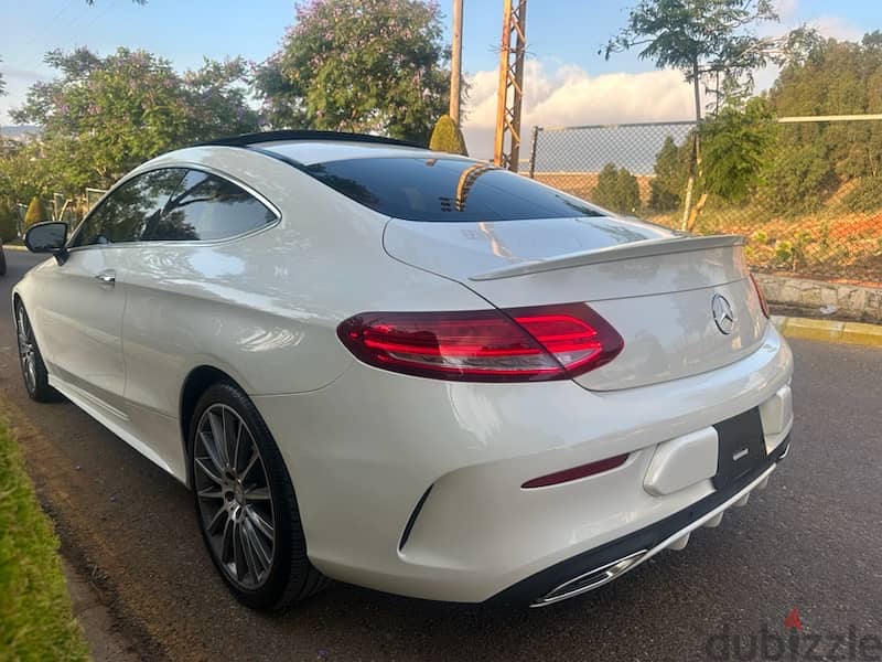 Mercedes Benz C class coupe glossy white pn red interior like new 3