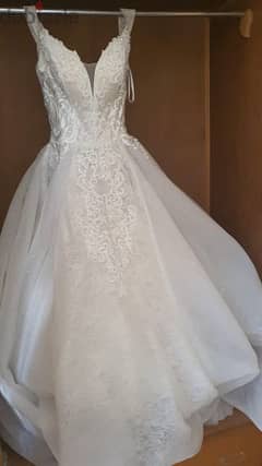 Wedding dress haute couture